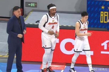 大鱼来了！广东队被曝欲挖走国青内线大杀器，未来亚洲第一中锋！
